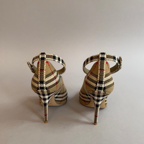 Burberry Check Heels - Picture 3 of 9
